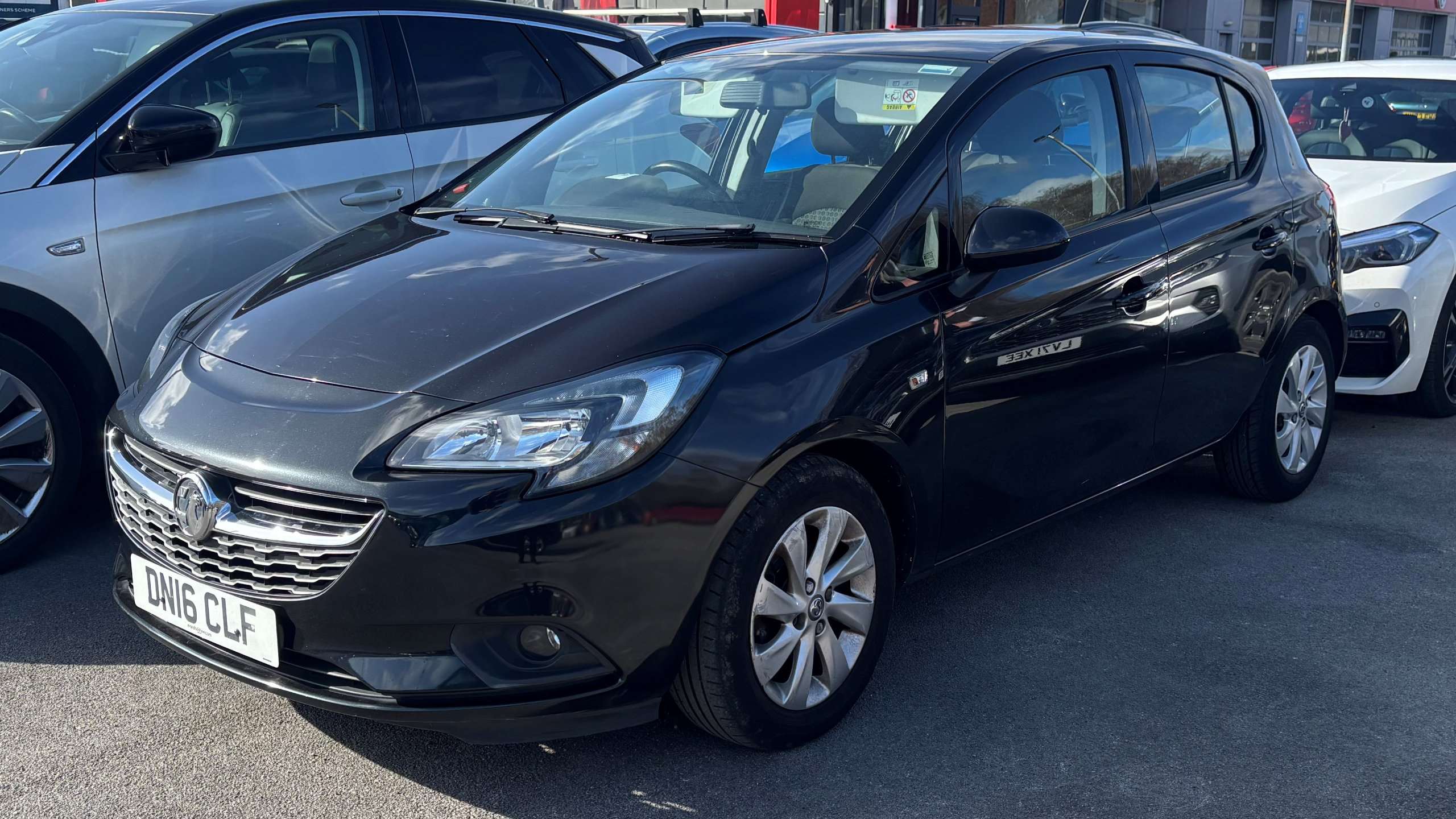 Main listing image - Vauxhall Corsa