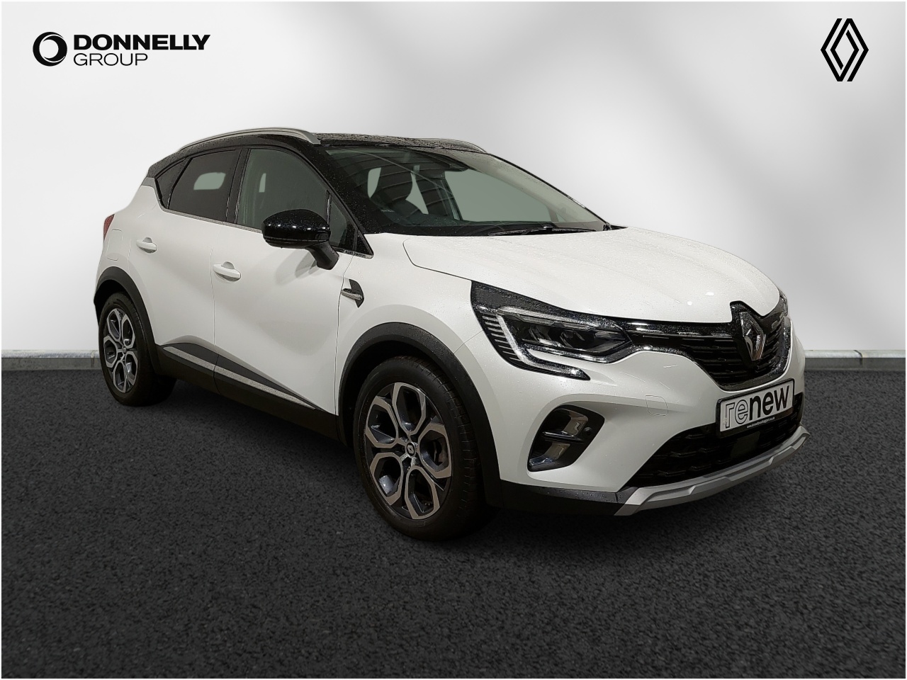 Main listing image - Renault Captur