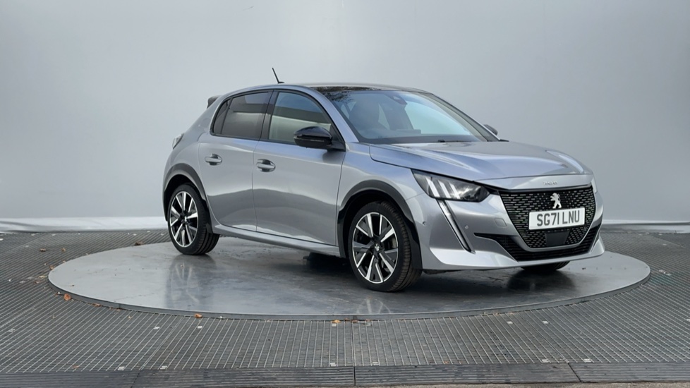 Main listing image - Peugeot 208