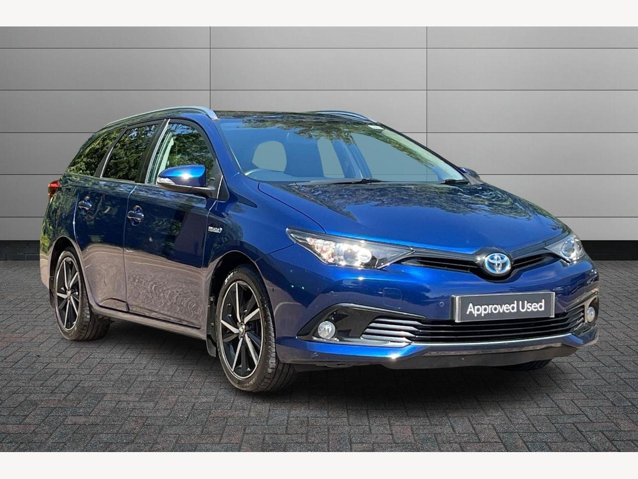 Main listing image - Toyota Auris Touring Sport