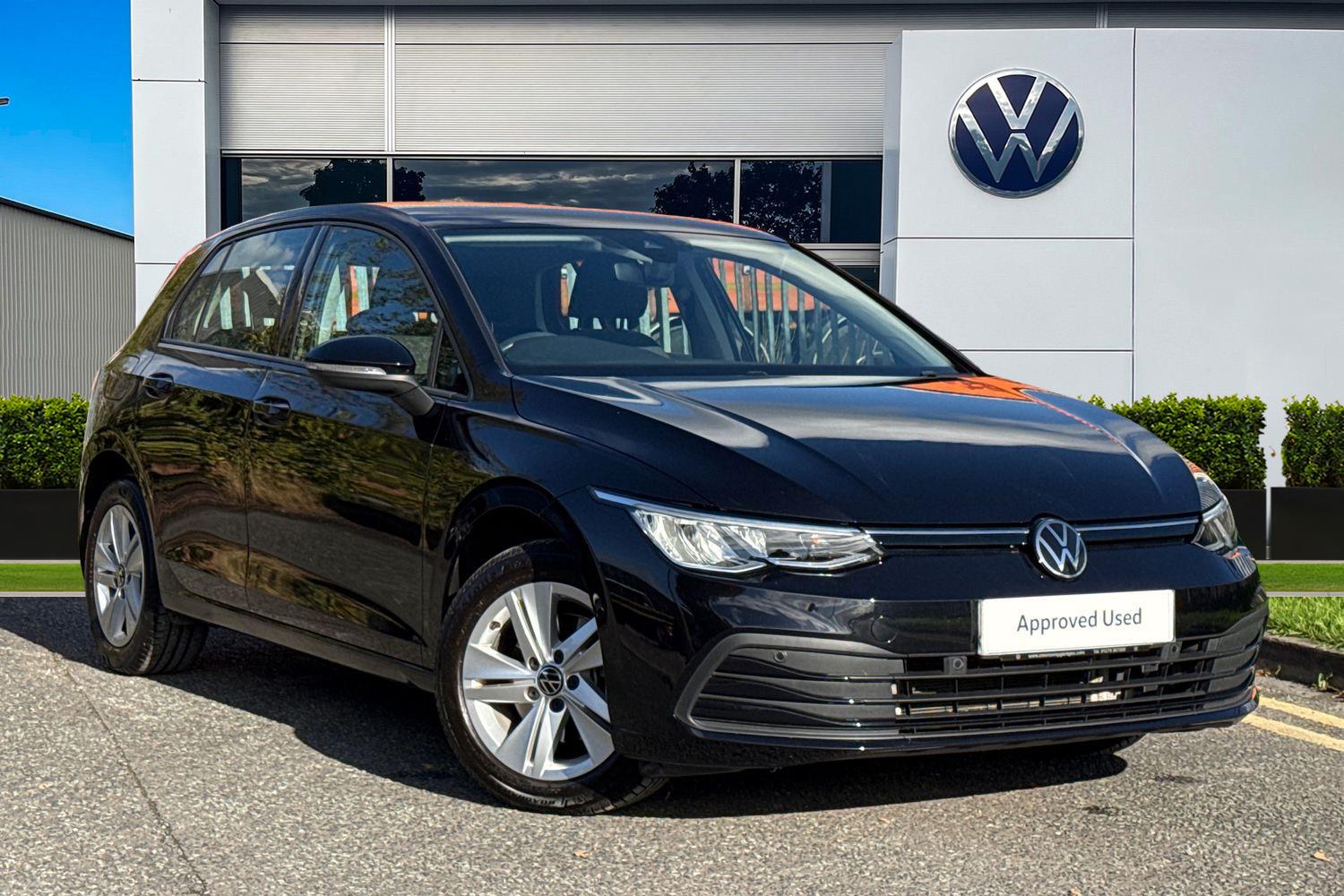 Main listing image - Volkswagen Golf