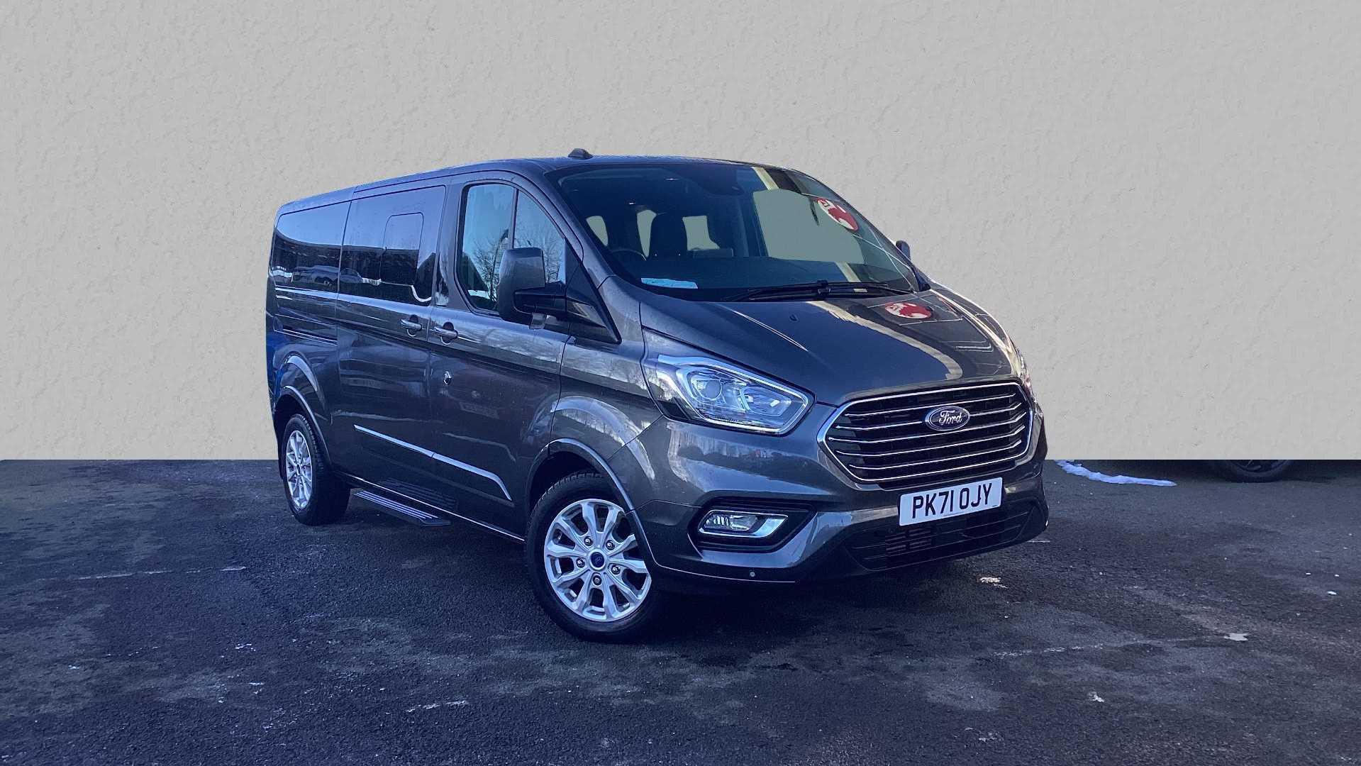 Main listing image - Ford Tourneo Custom