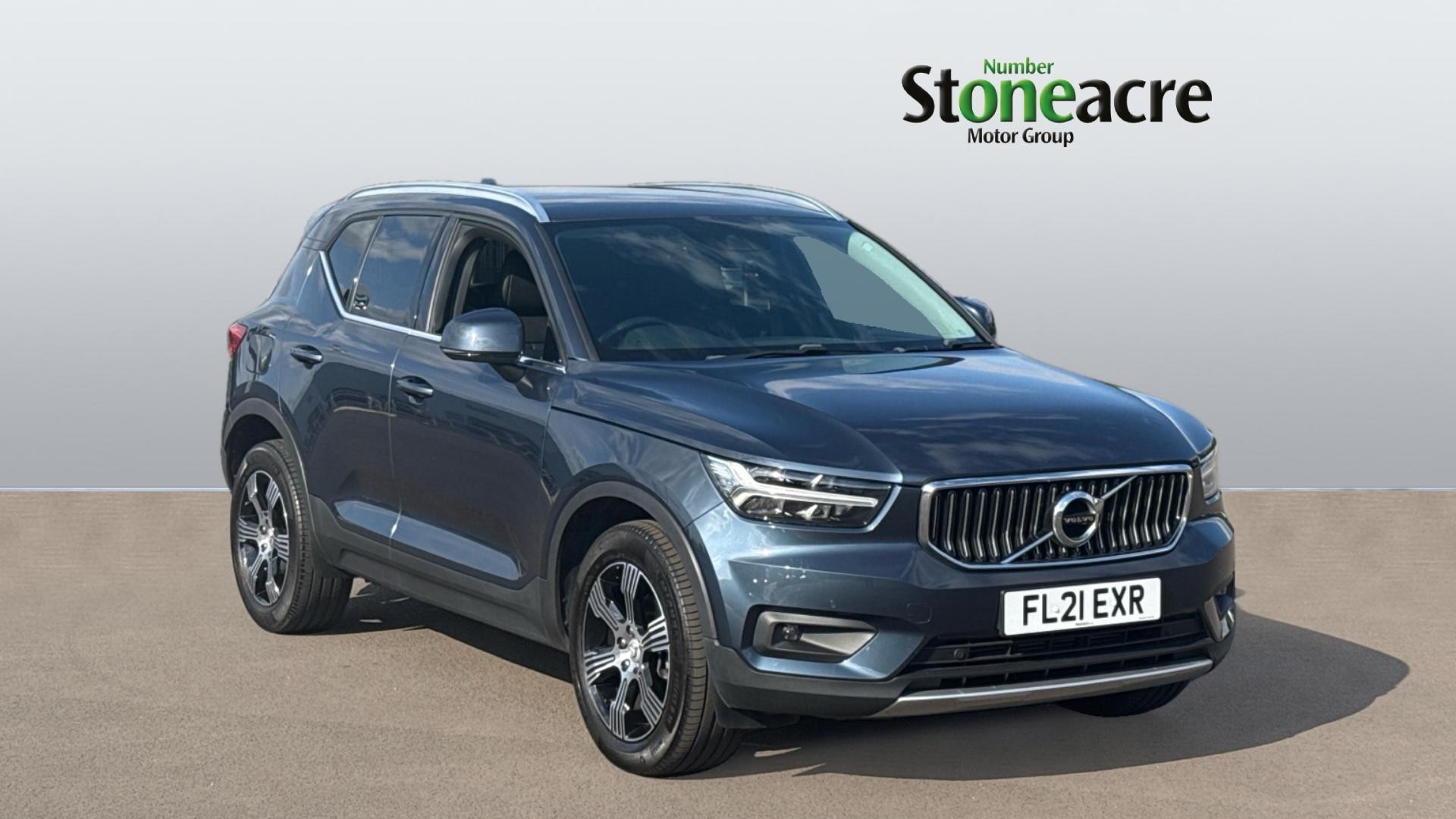 Main listing image - Volvo XC40