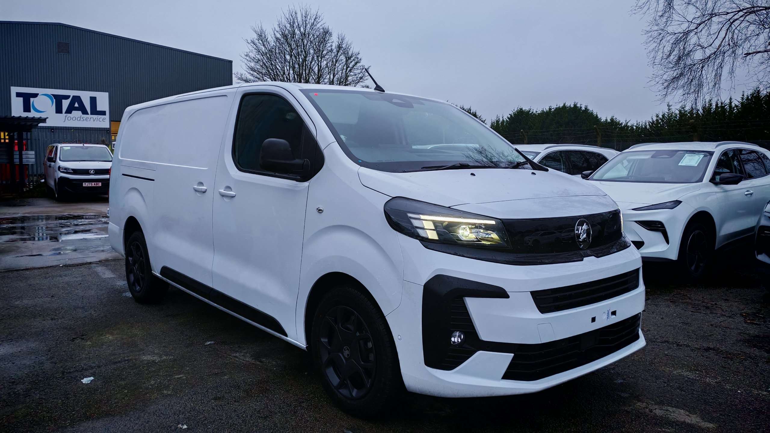 Main listing image - Vauxhall Vivaro