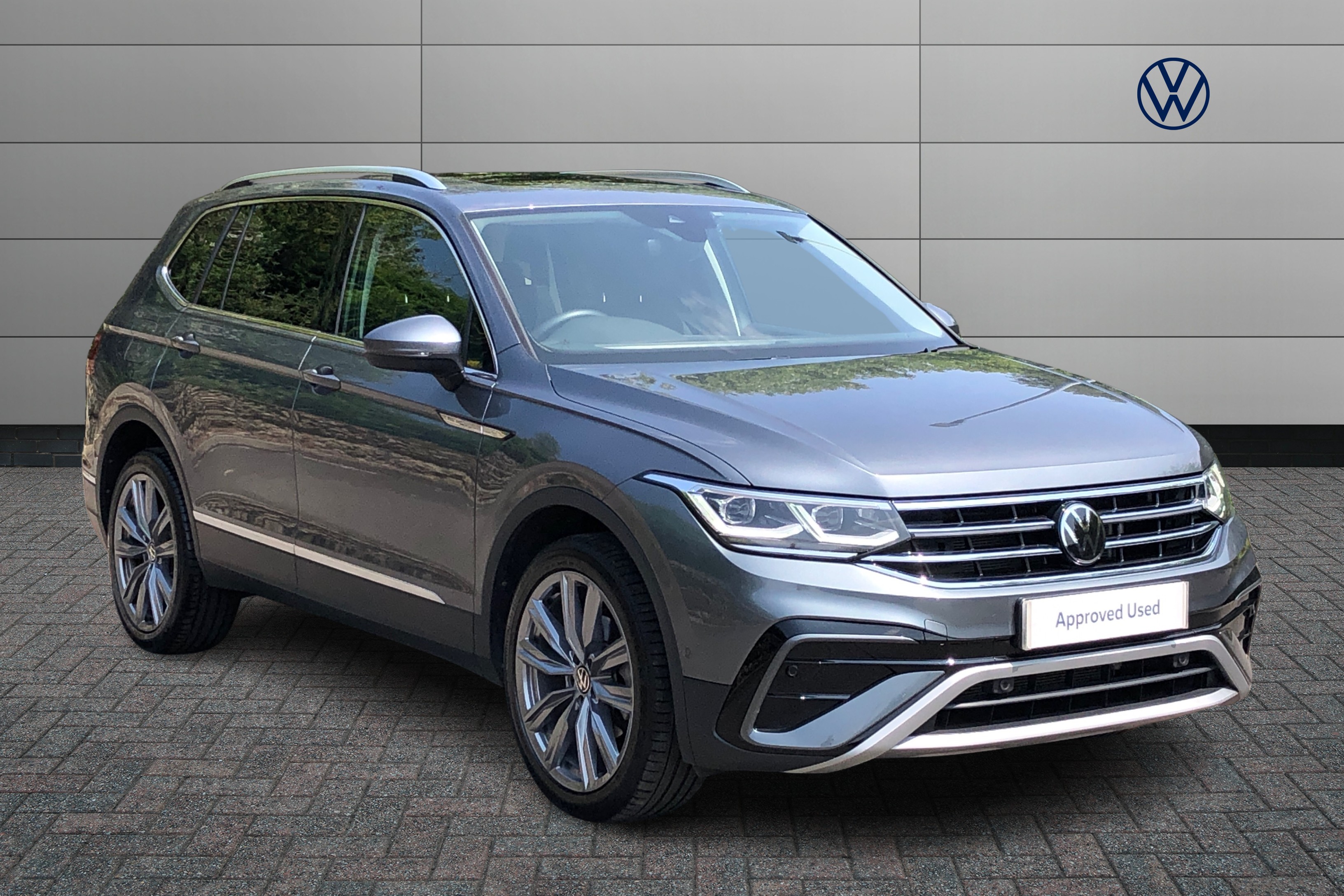 Main listing image - Volkswagen Tiguan Allspace