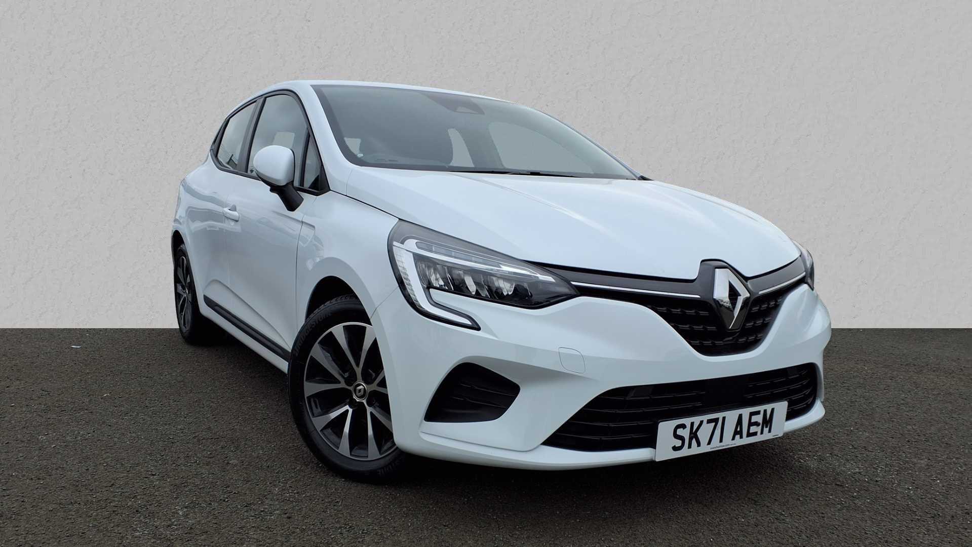 Main listing image - Renault Clio