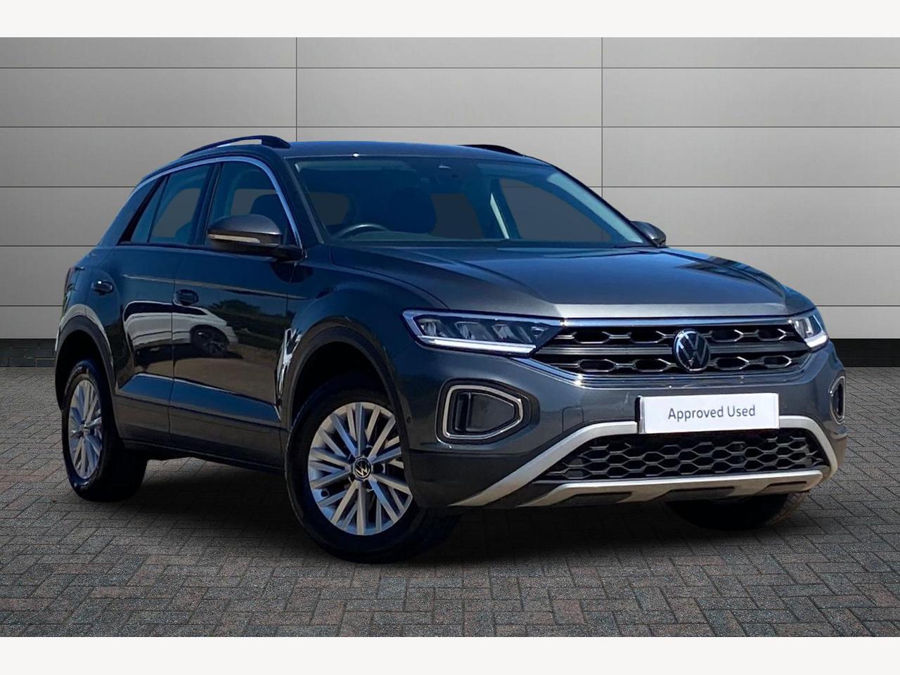 Main listing image - Volkswagen T-Roc