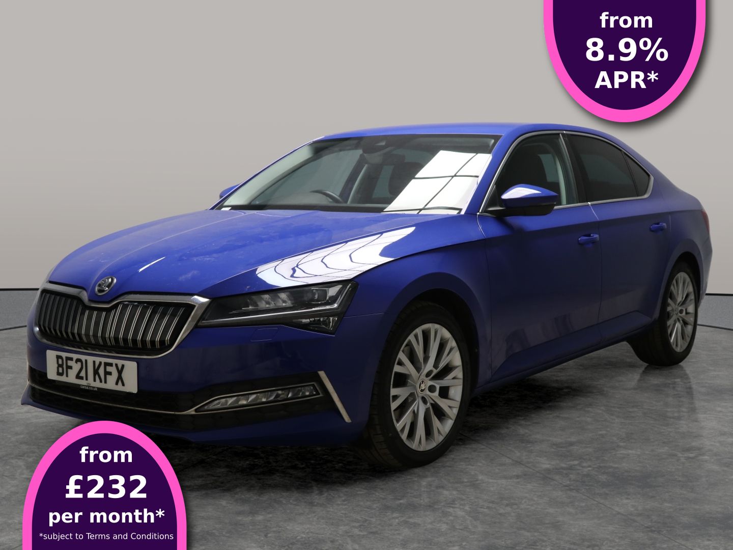 Main listing image - Skoda Superb