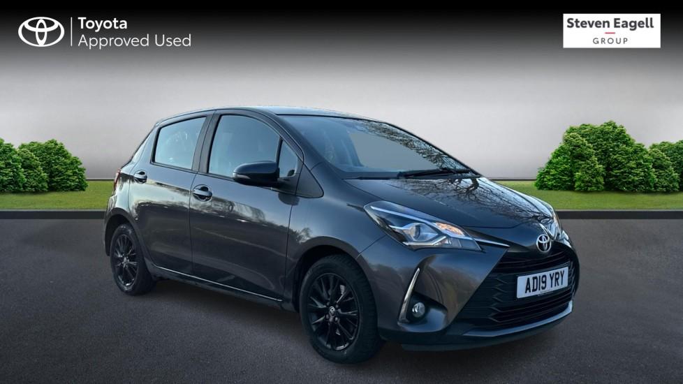 Main listing image - Toyota Yaris