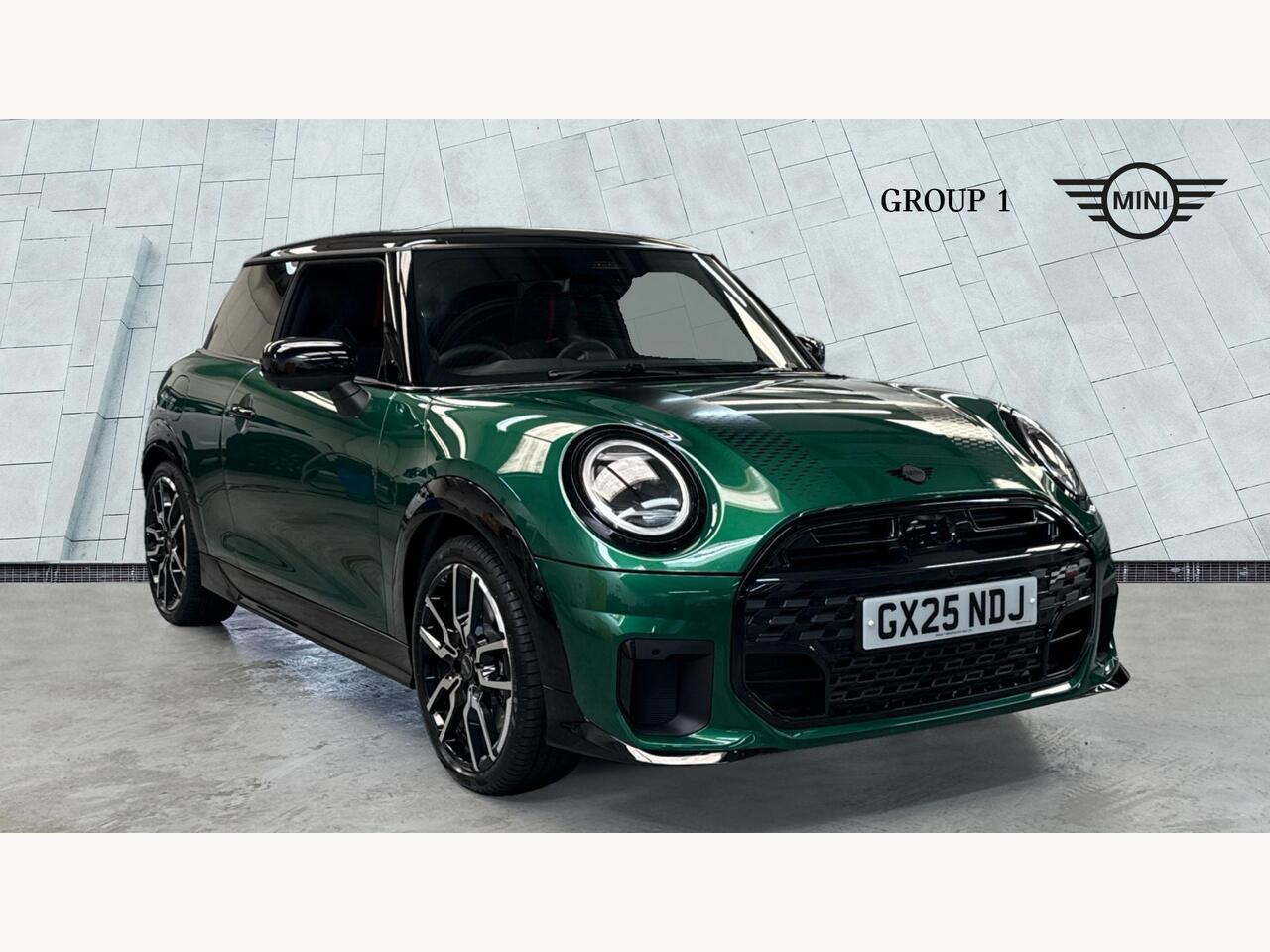 Main listing image - MINI Hatchback