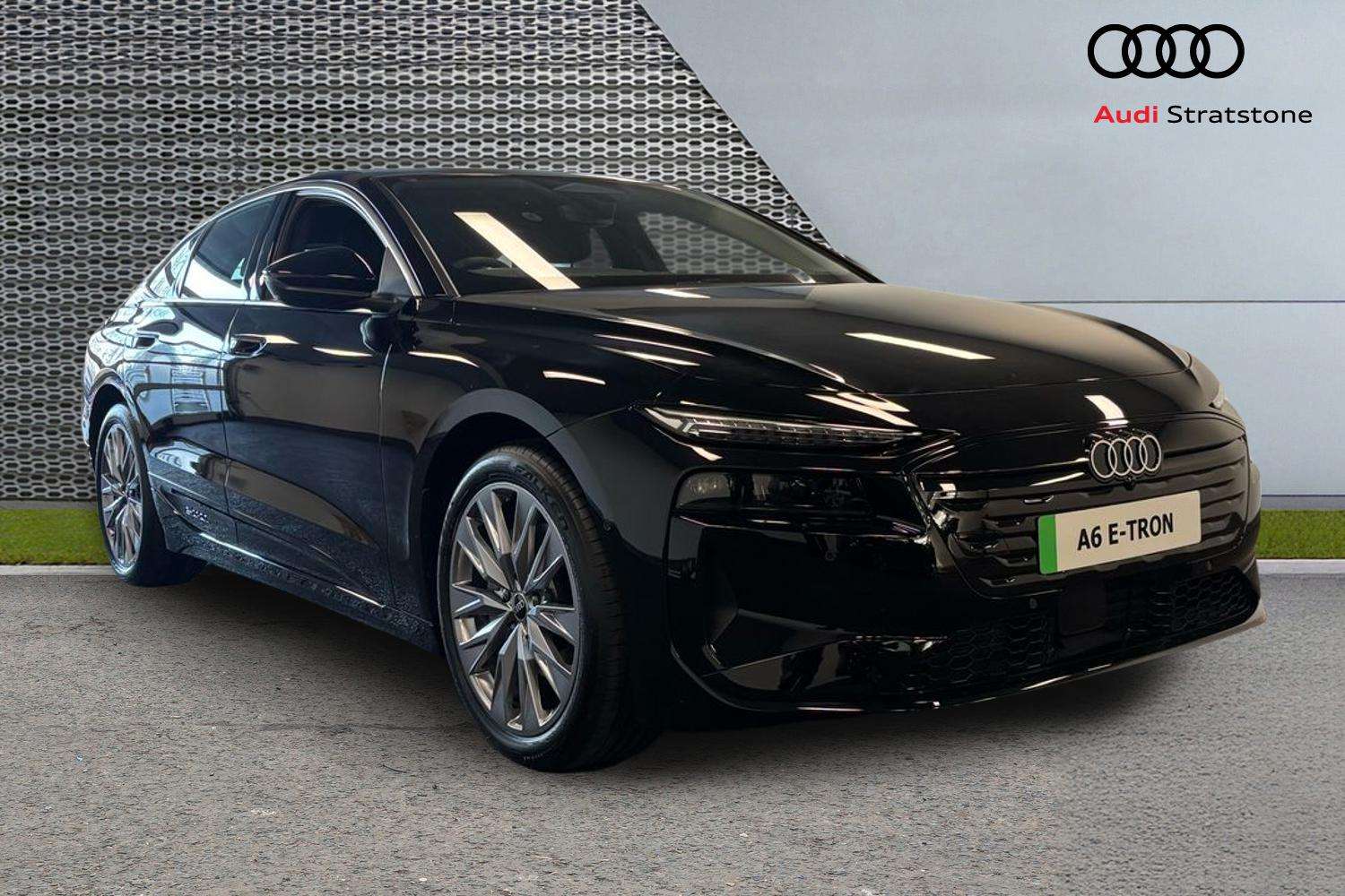 Main listing image - Audi A6