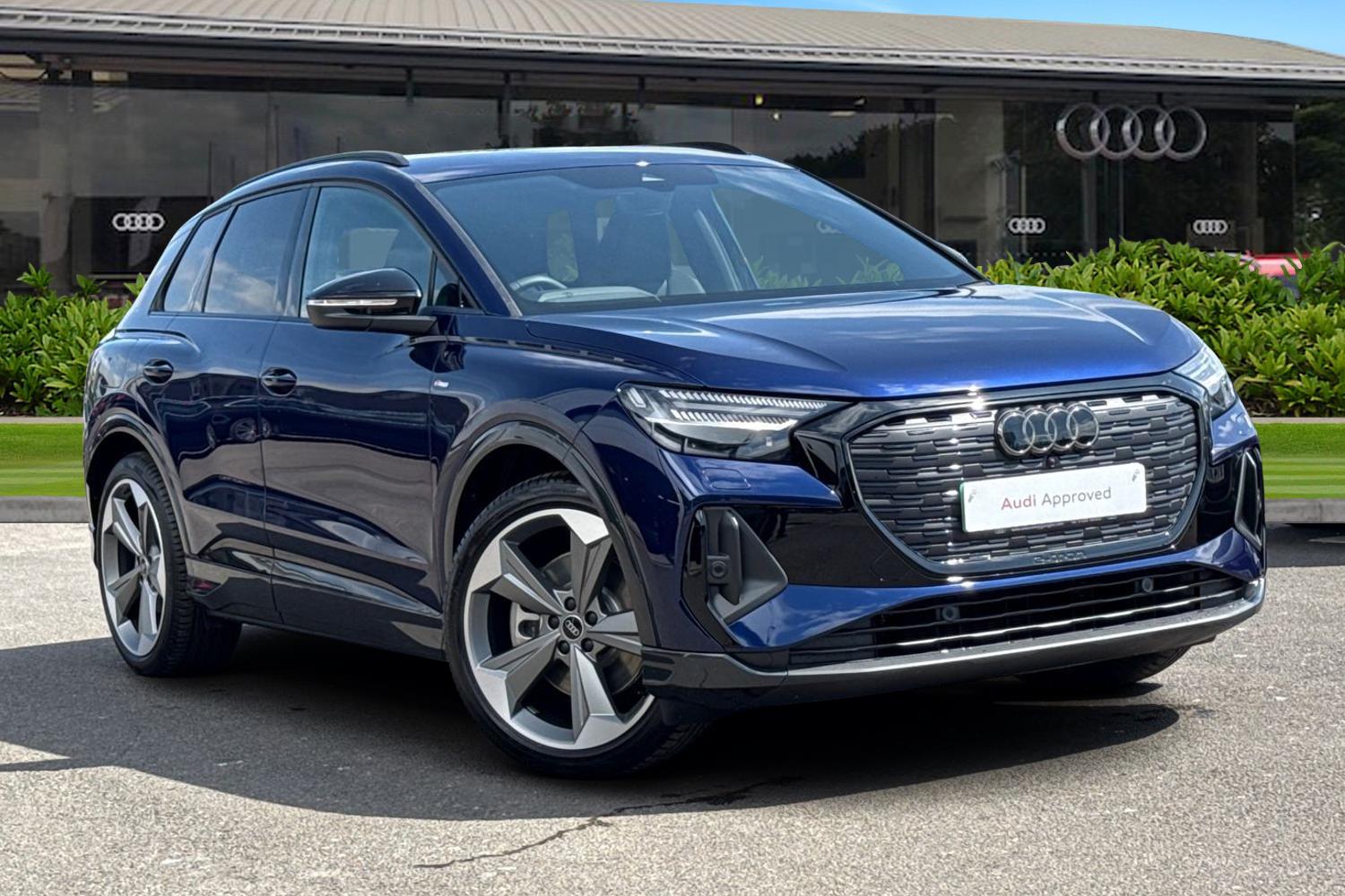 Main listing image - Audi Q4