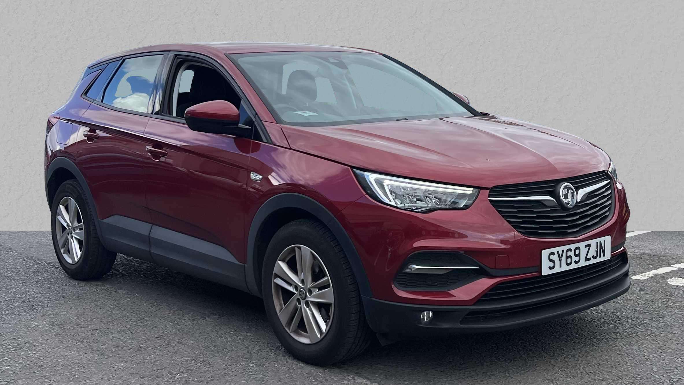 Main listing image - Vauxhall Grandland X