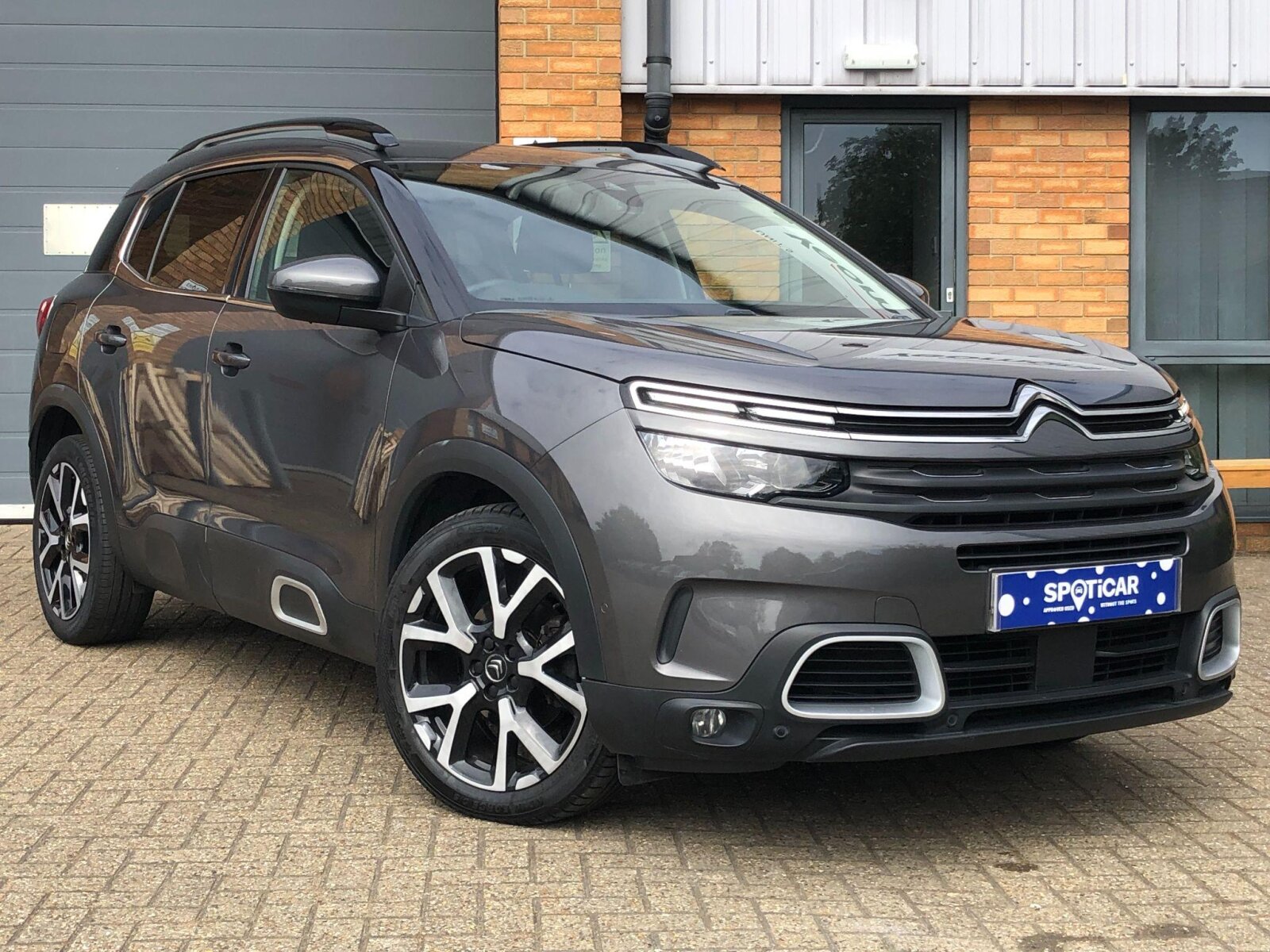 Main listing image - Citroen C5 Aircross