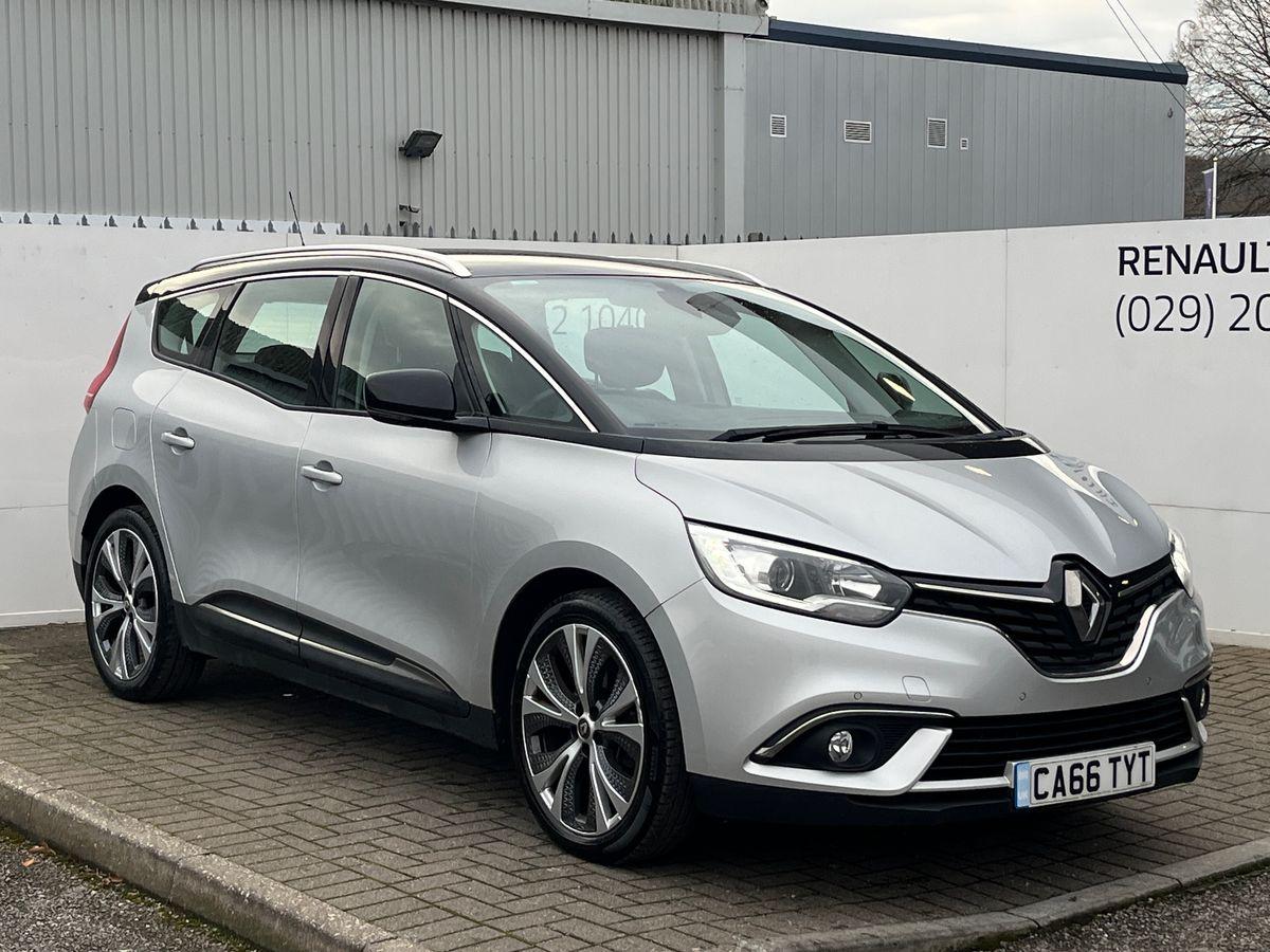 Main listing image - Renault Grand Scenic