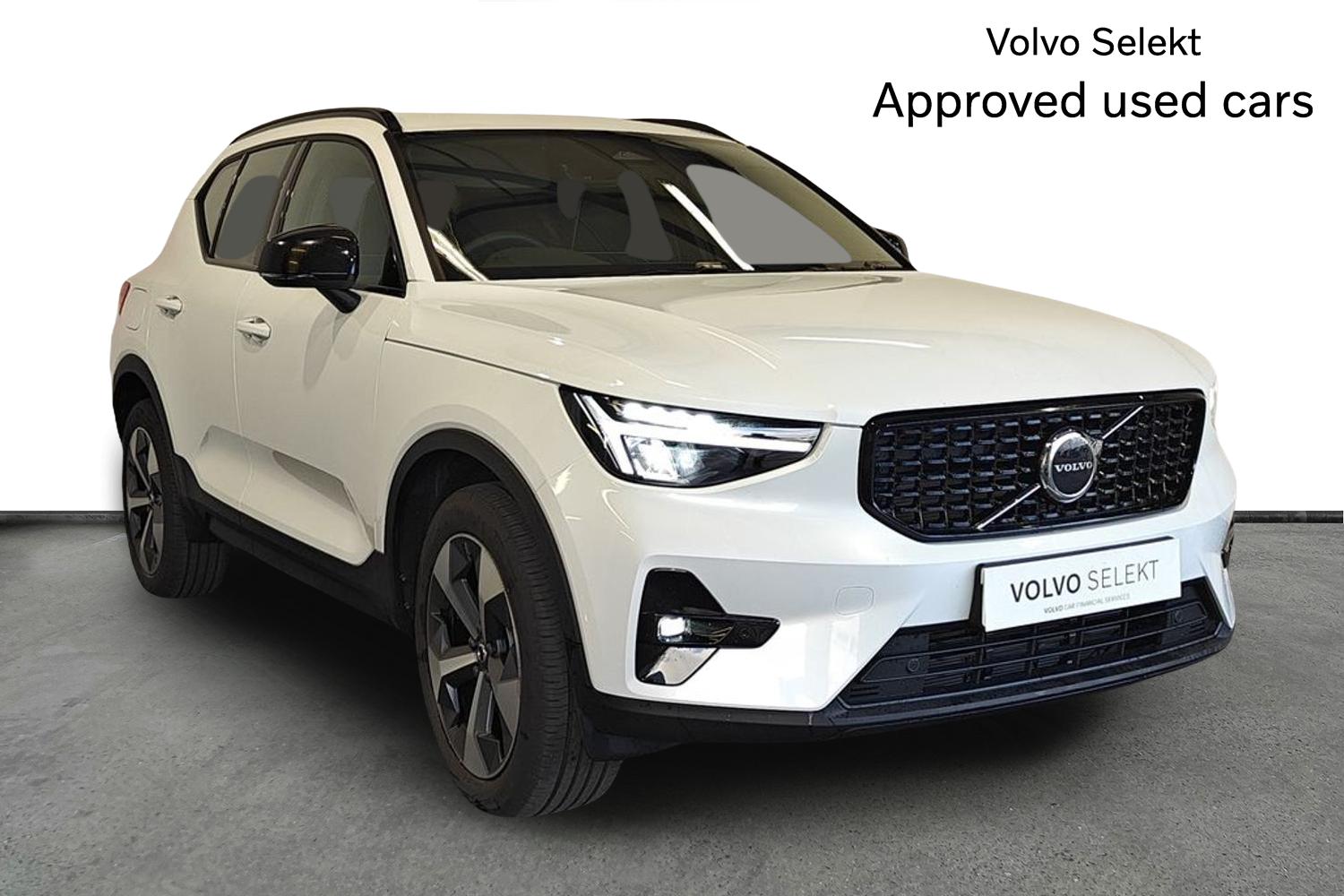 Main listing image - Volvo XC40