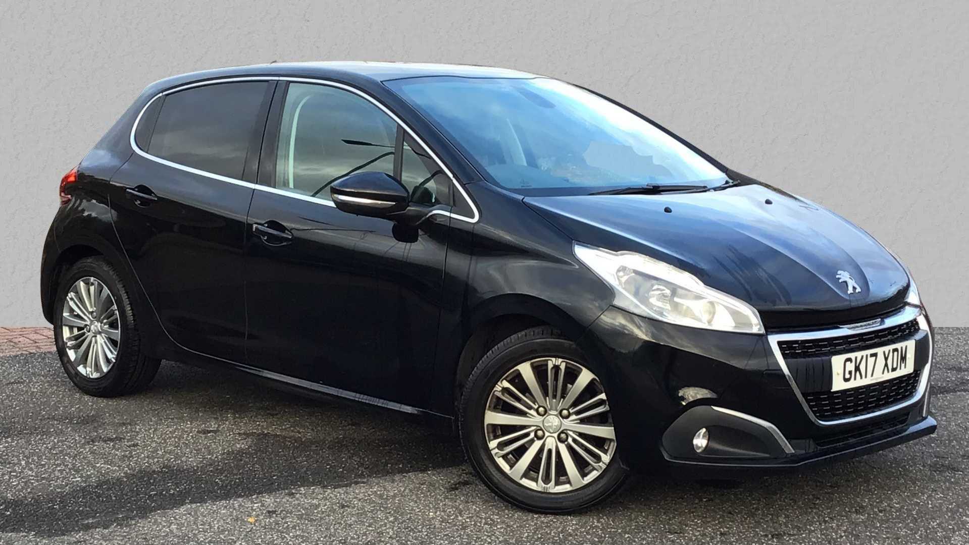 Main listing image - Peugeot 208