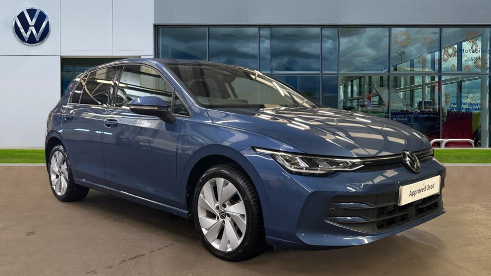 Main listing image - Volkswagen Golf