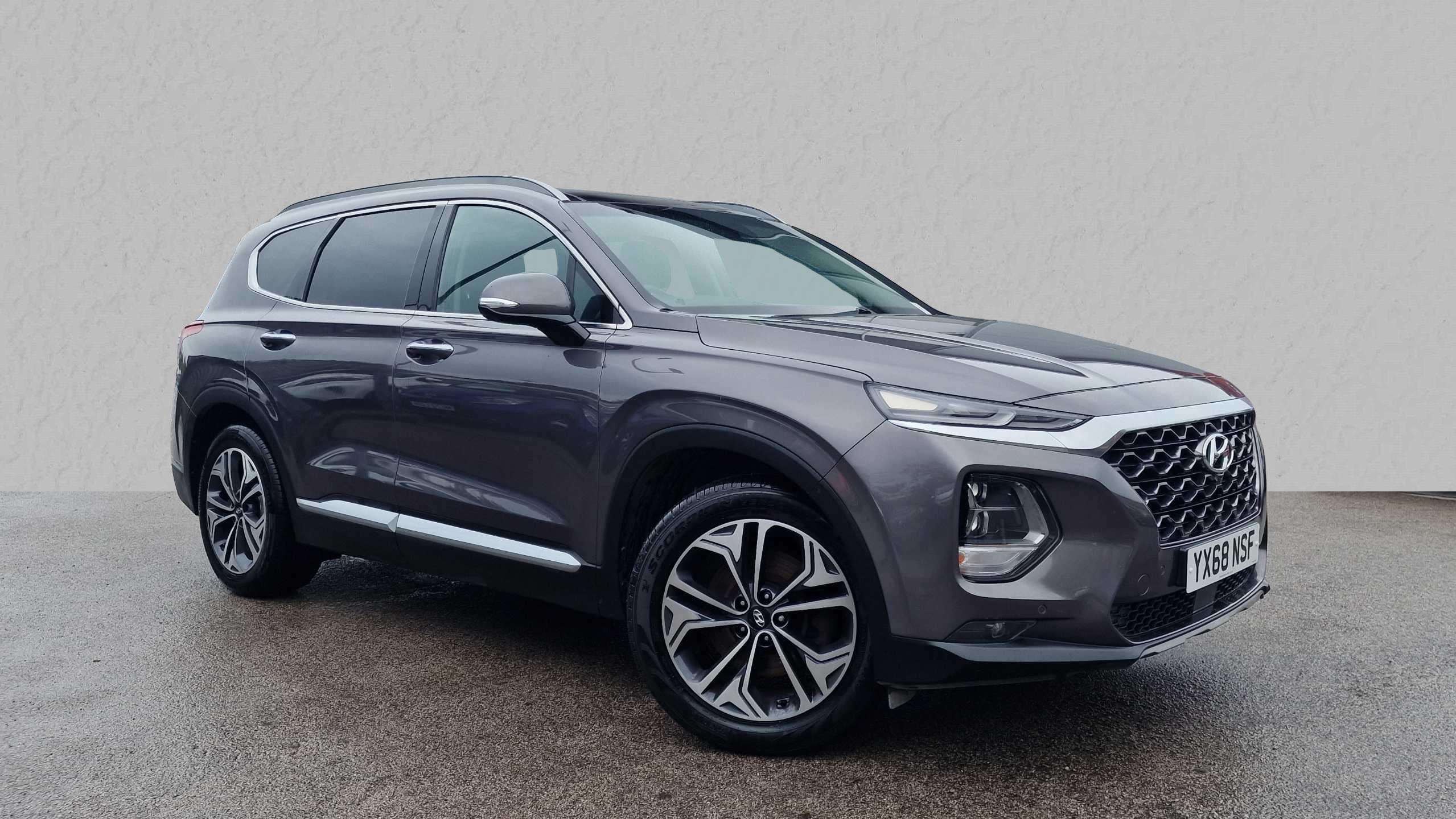 Main listing image - Hyundai Santa Fe