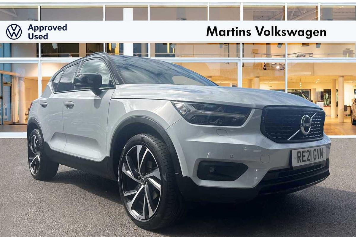 Main listing image - Volvo XC40