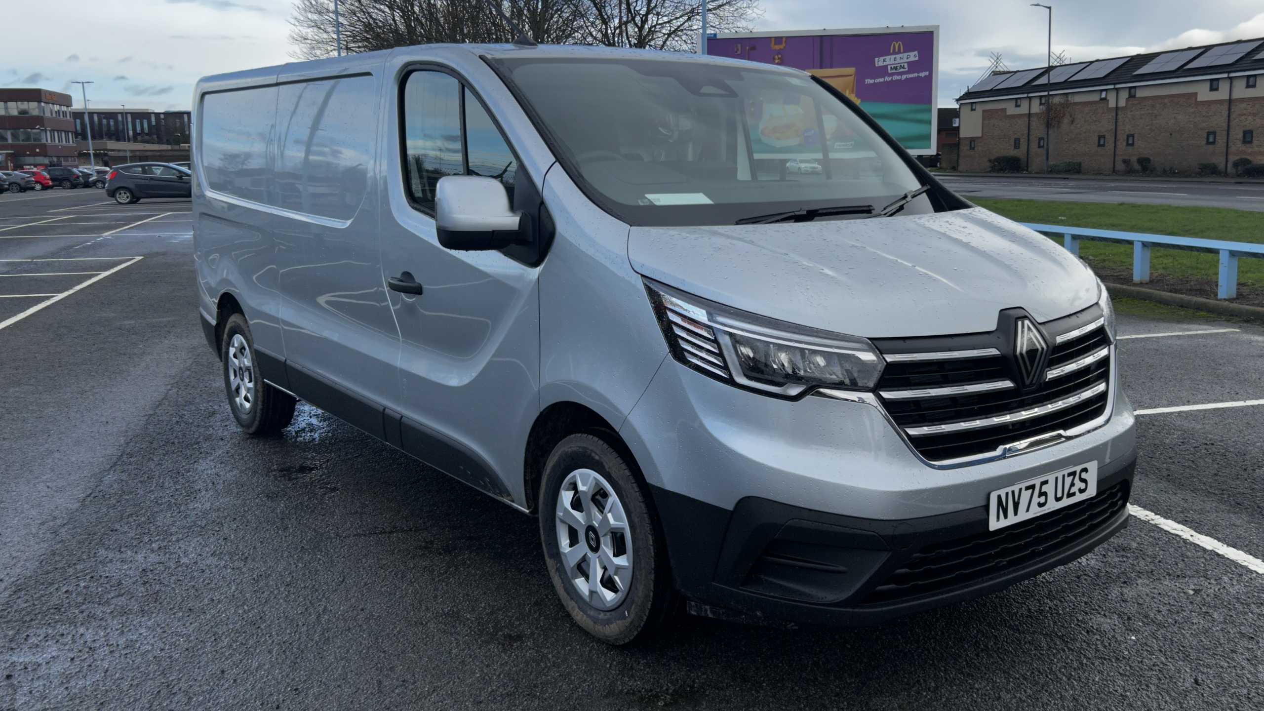 Main listing image - Renault Trafic