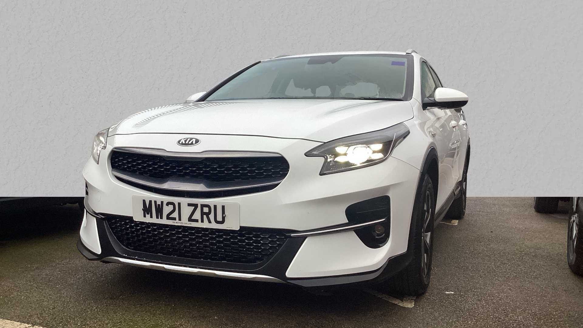 Main listing image - Kia XCeed