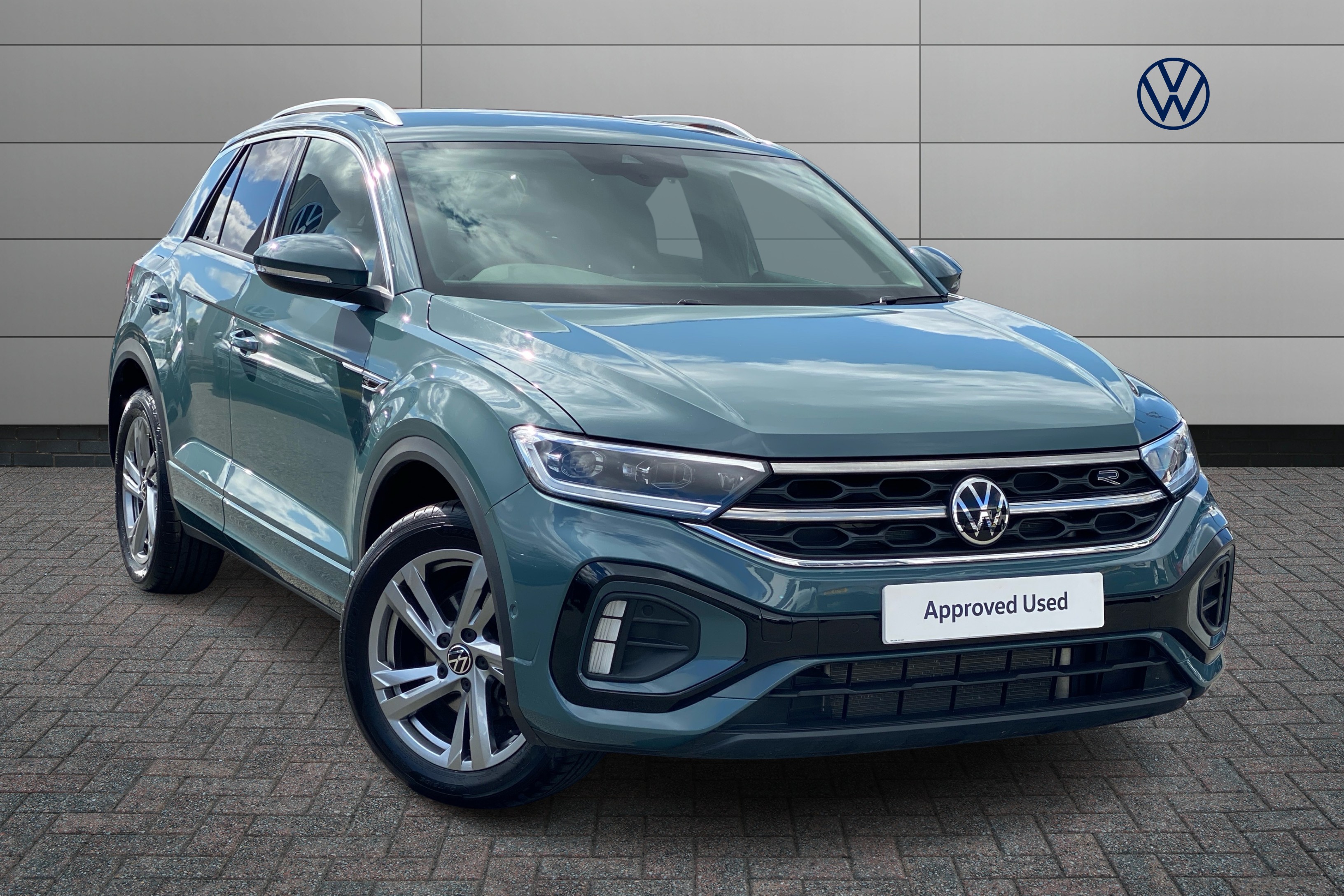 Main listing image - Volkswagen T-Roc