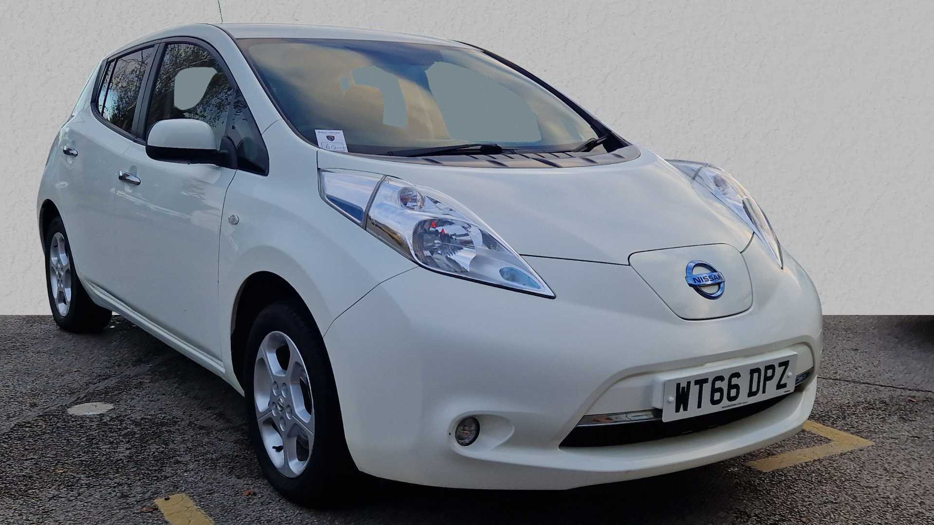 Main listing image - Nissan Leaf