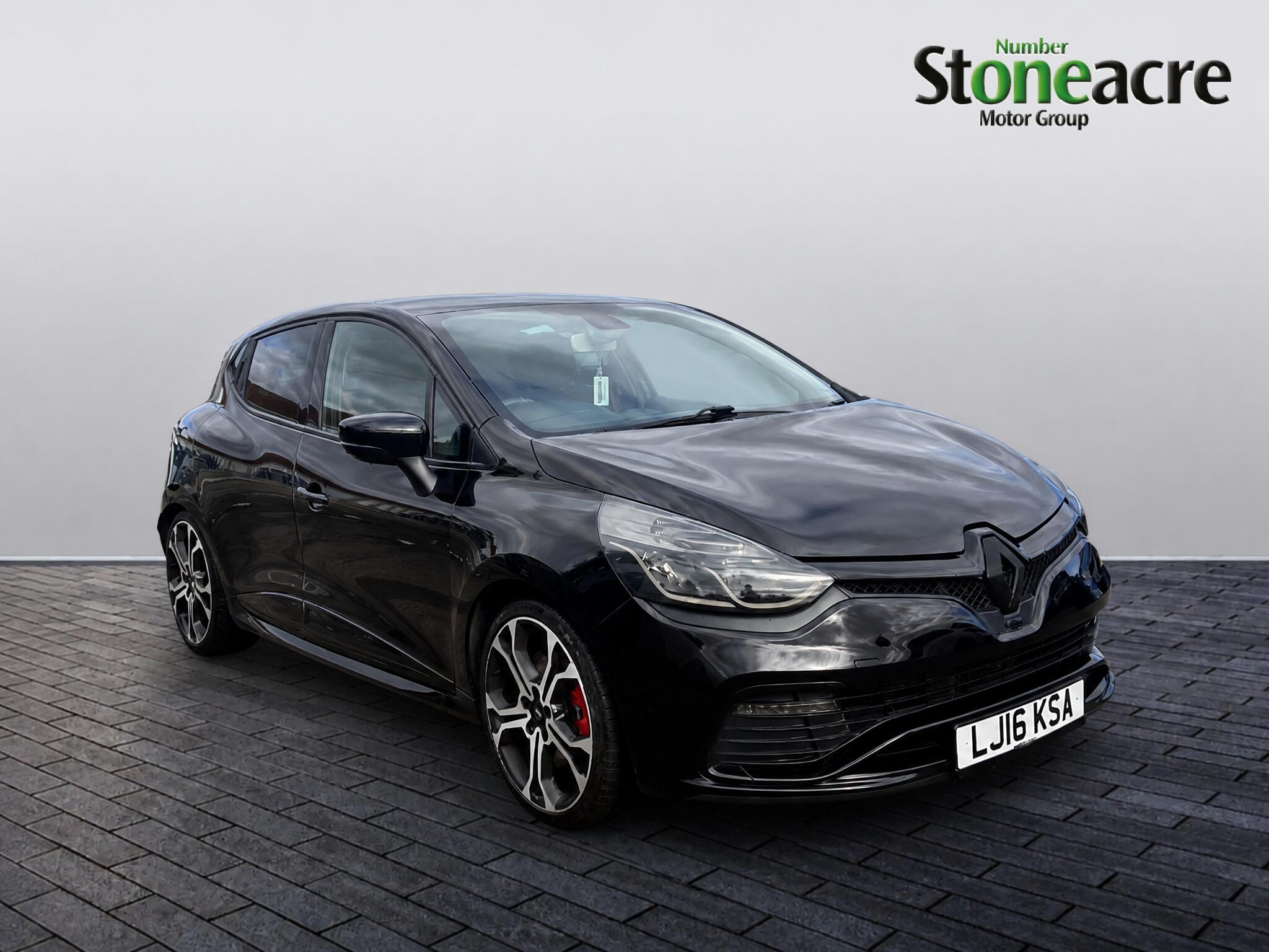 Main listing image - Renault Clio