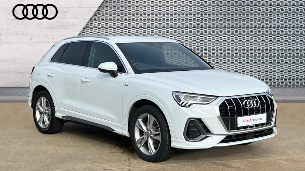 Main listing image - Audi Q3