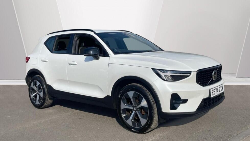 Main listing image - Volvo XC40