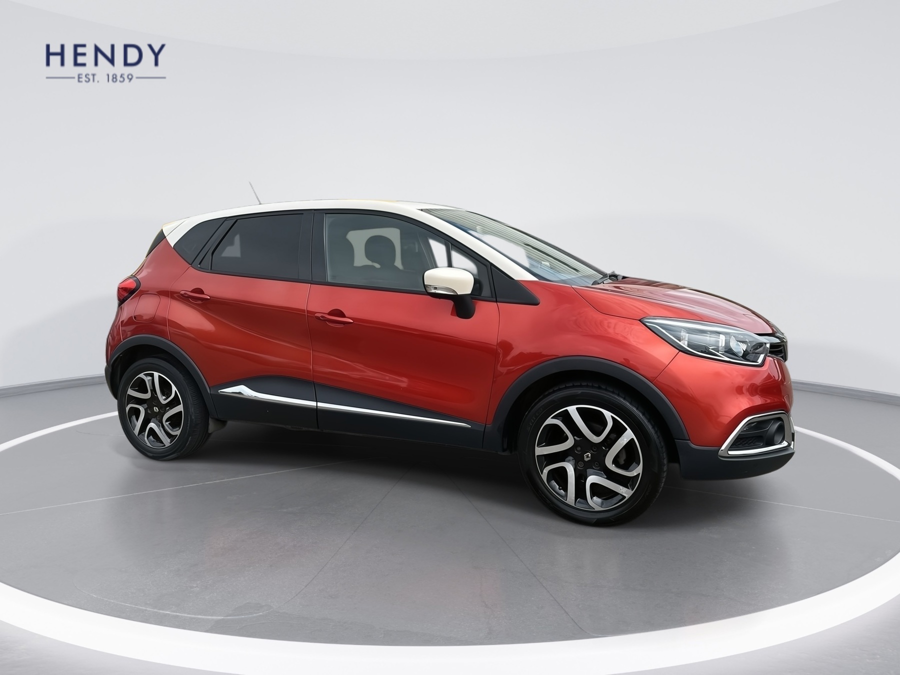 Main listing image - Renault Captur