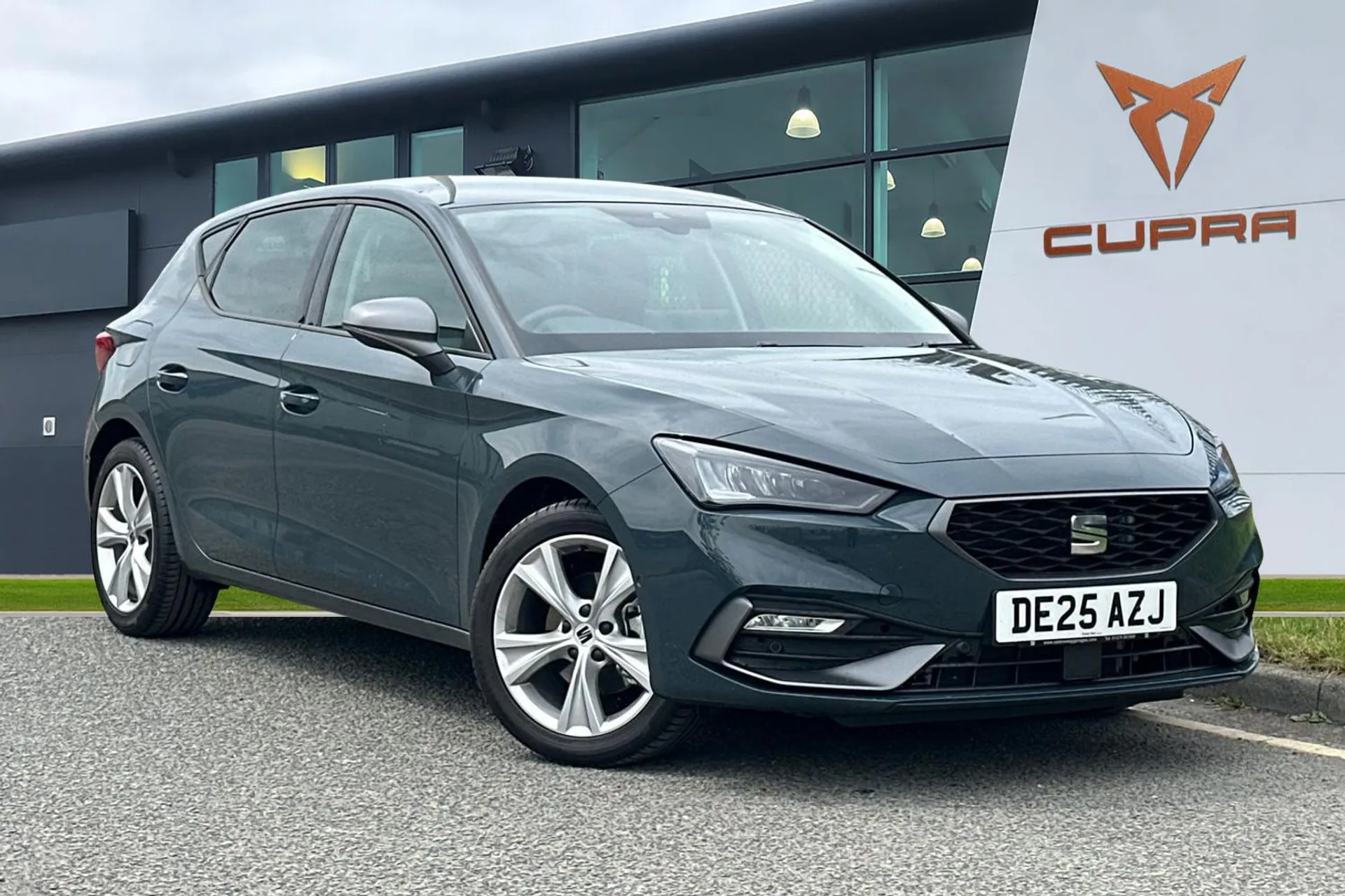 Main listing image - SEAT Leon