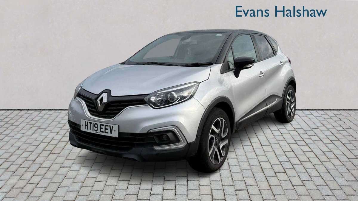 Main listing image - Renault Captur