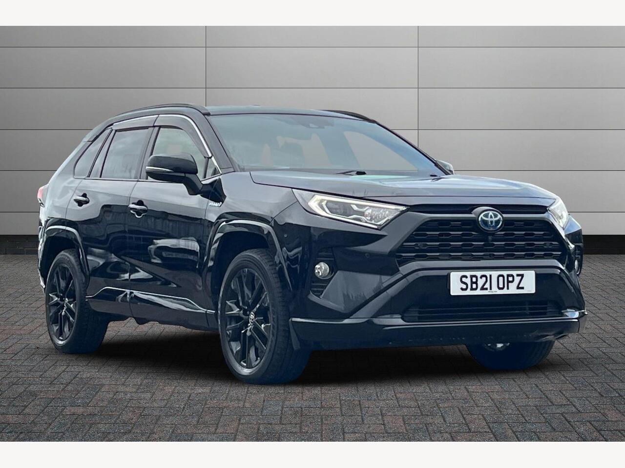 Main listing image - Toyota RAV4
