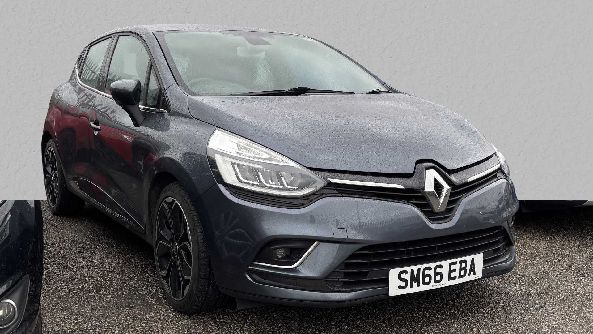 Main listing image - Renault Clio