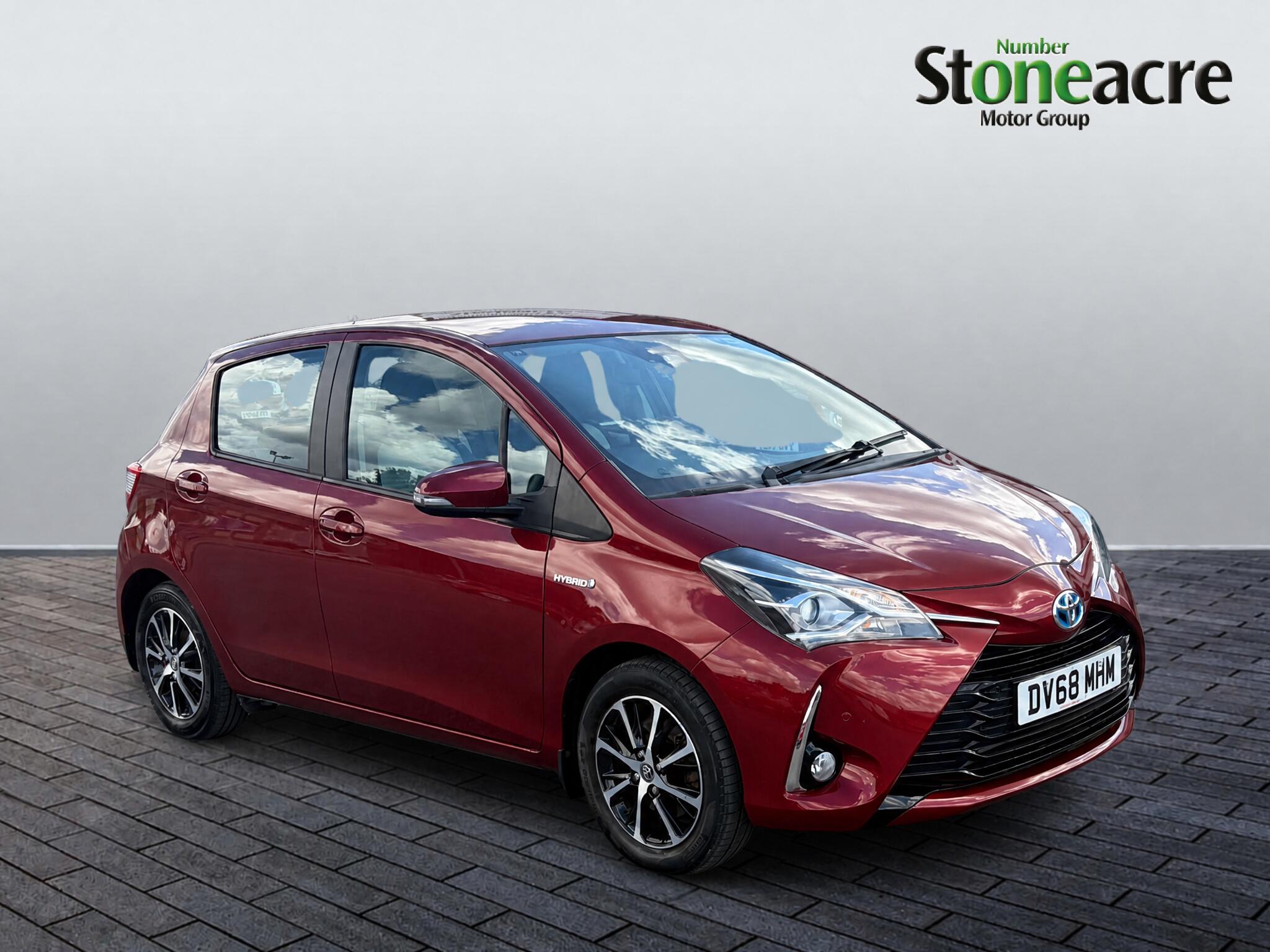 Main listing image - Toyota Yaris