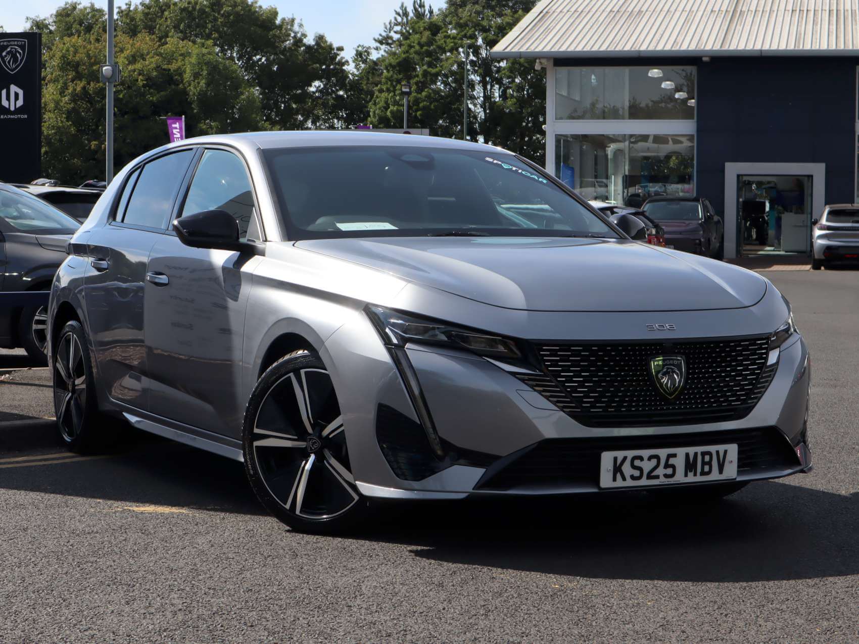 Main listing image - Peugeot 308