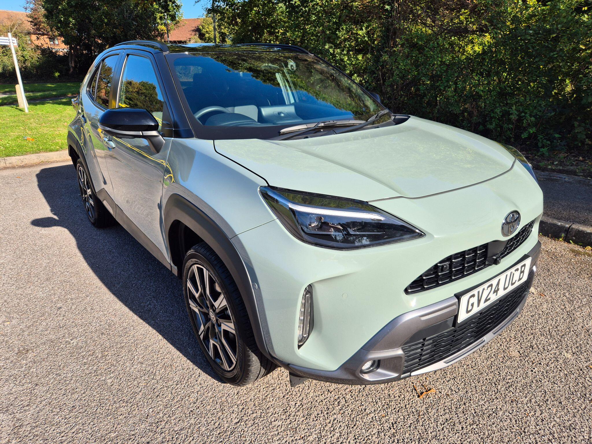 Main listing image - Toyota Yaris Cross
