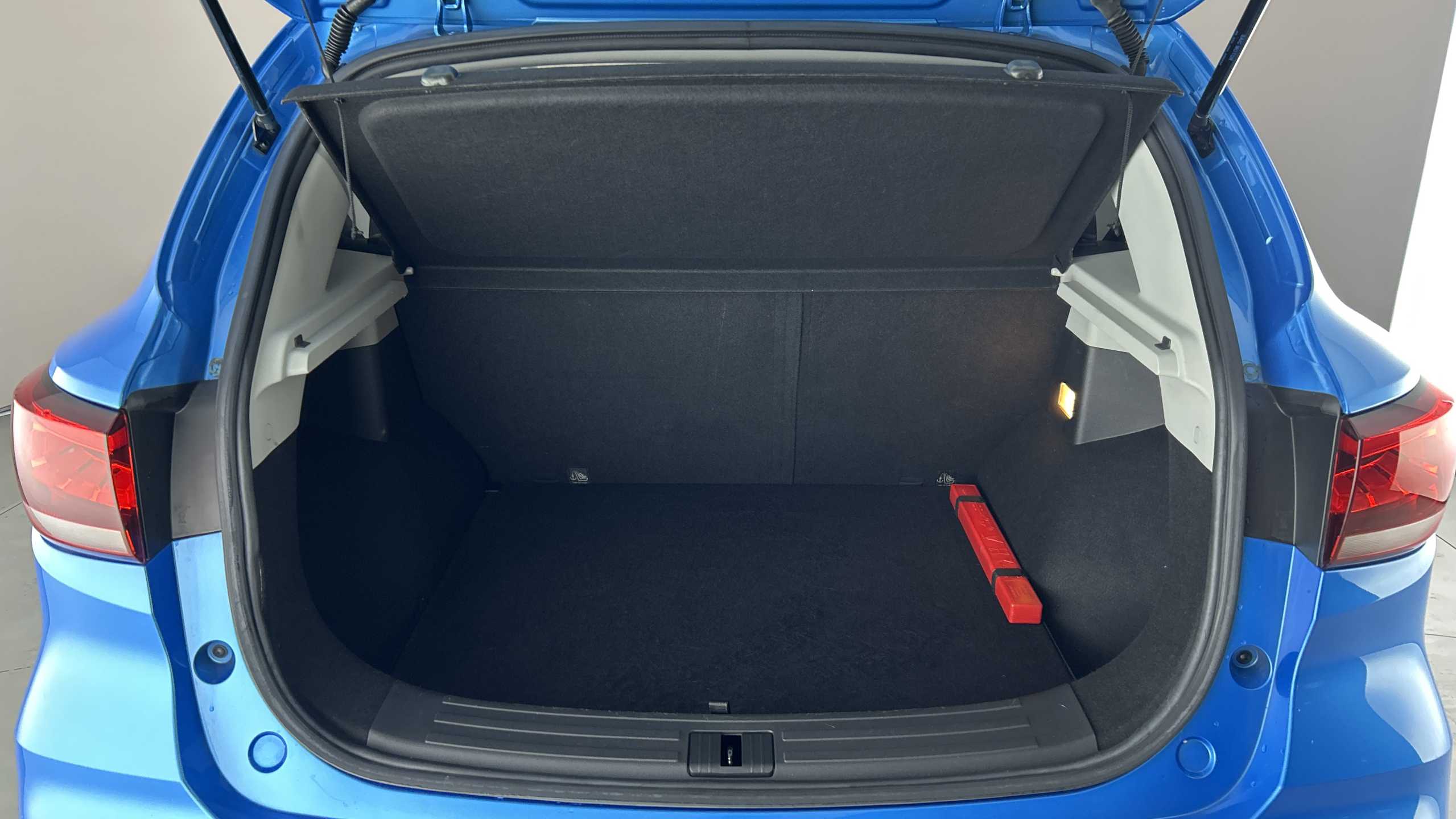 Main listing image - MG ZS