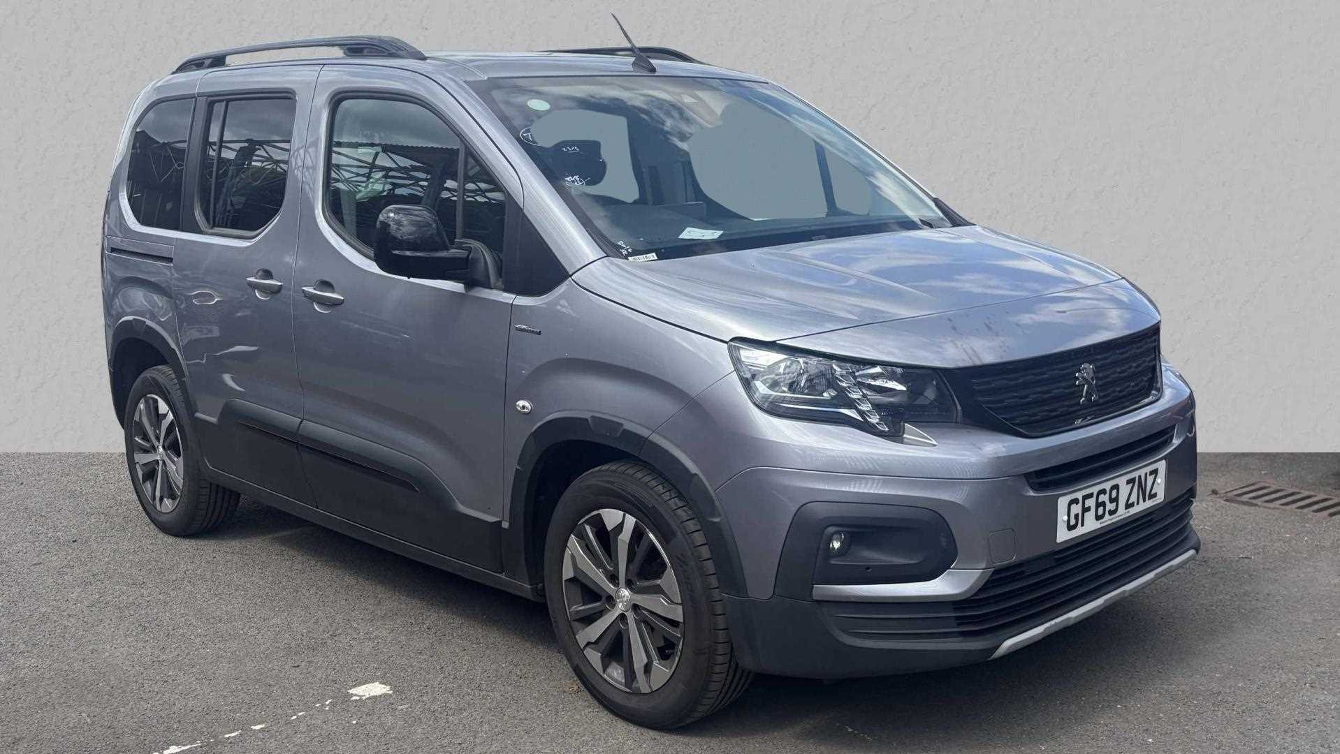 Main listing image - Peugeot Rifter