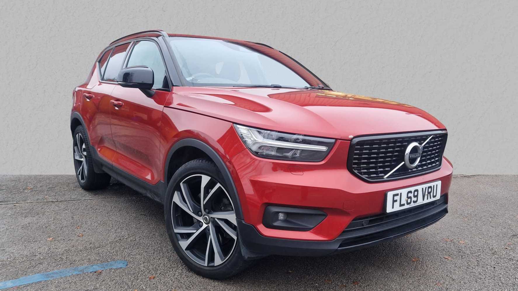 Main listing image - Volvo XC40