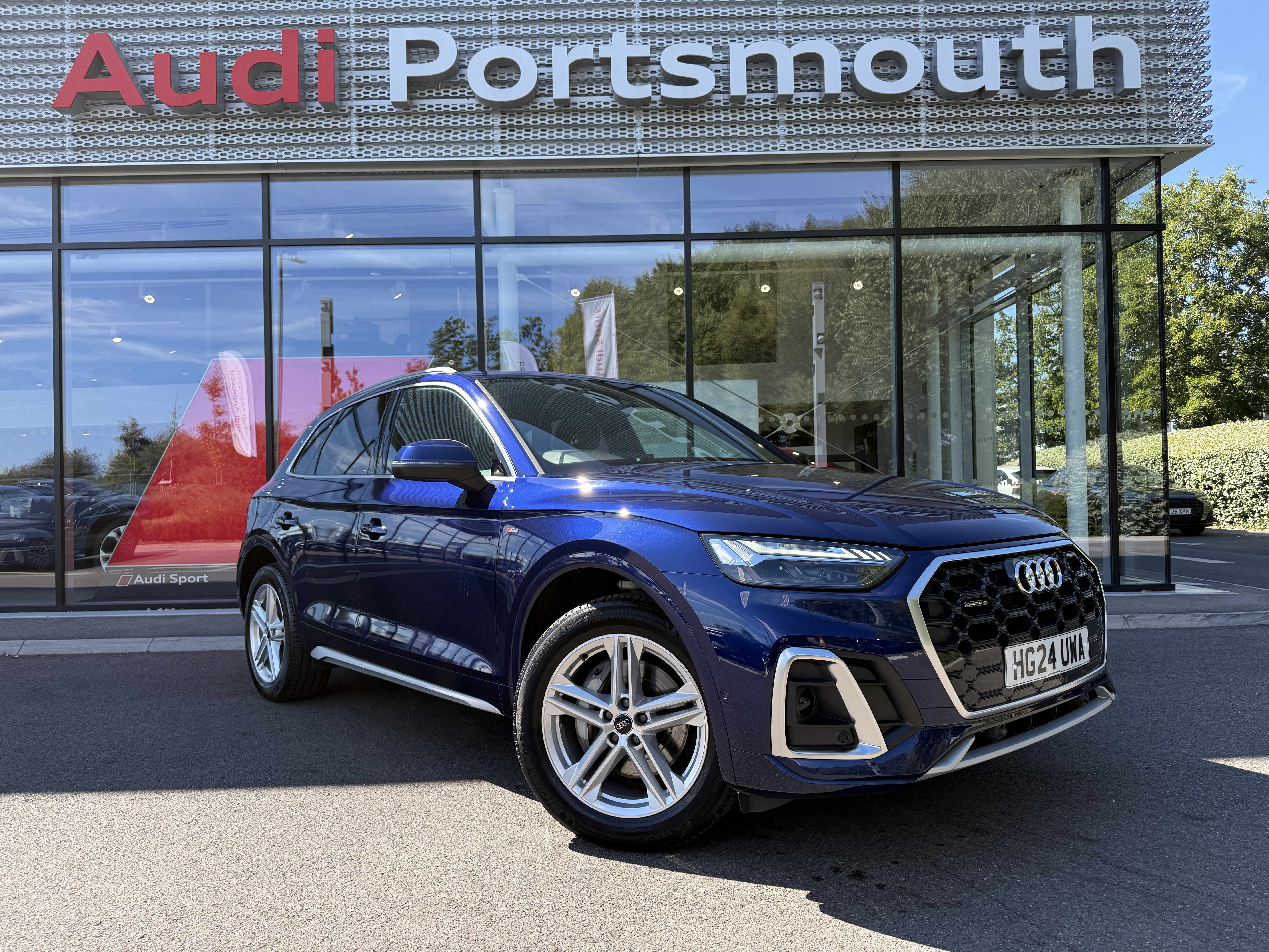 Main listing image - Audi Q5