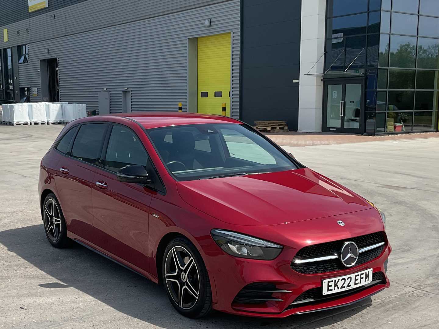 Main listing image - Mercedes-Benz B-Class
