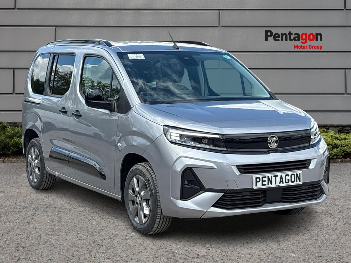 Main listing image - Vauxhall Combo Life-e