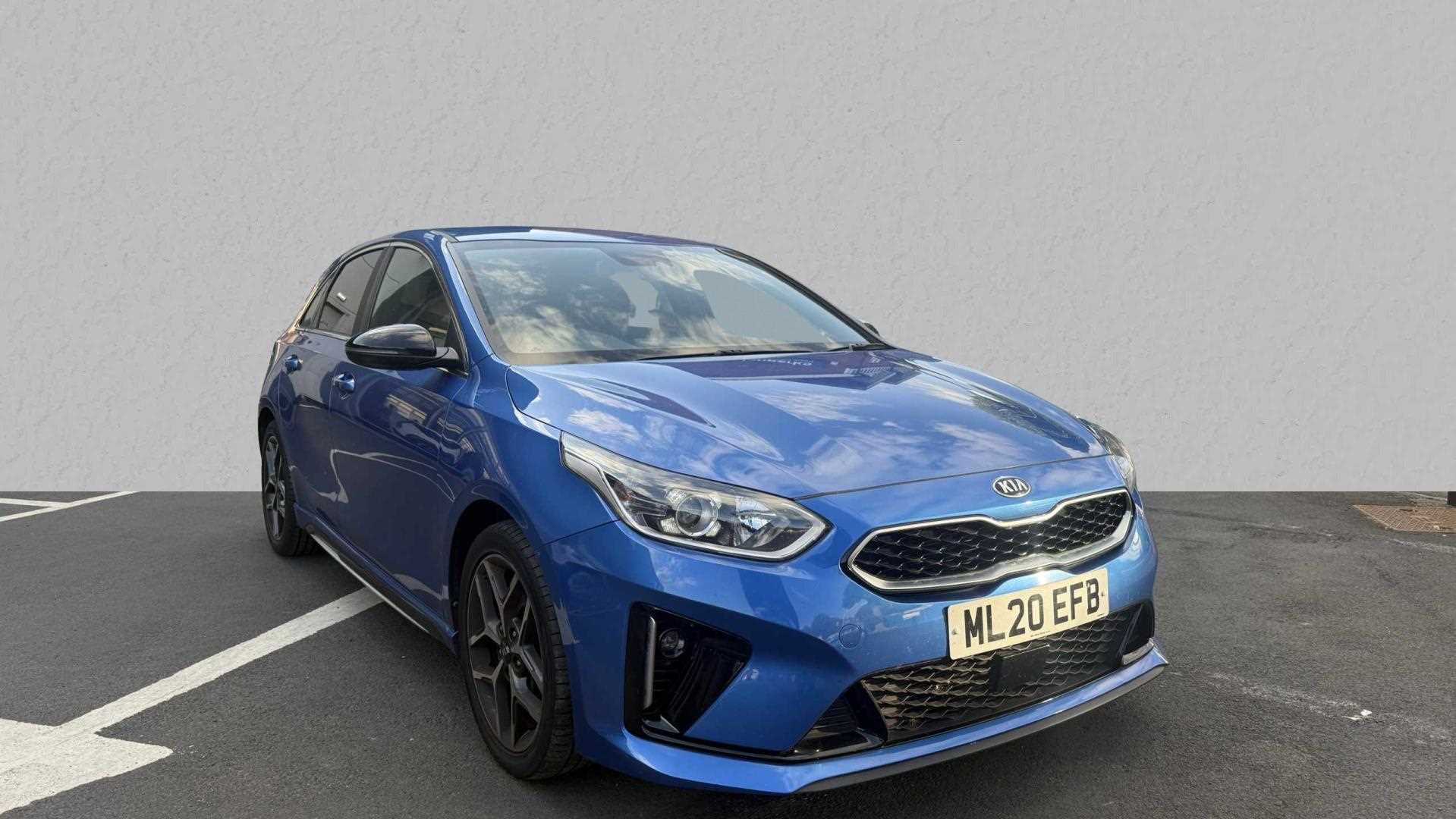 Main listing image - Kia Ceed