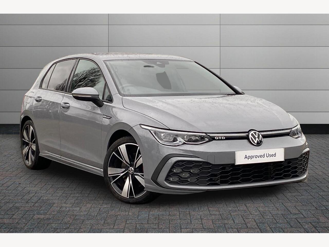 Main listing image - Volkswagen Golf