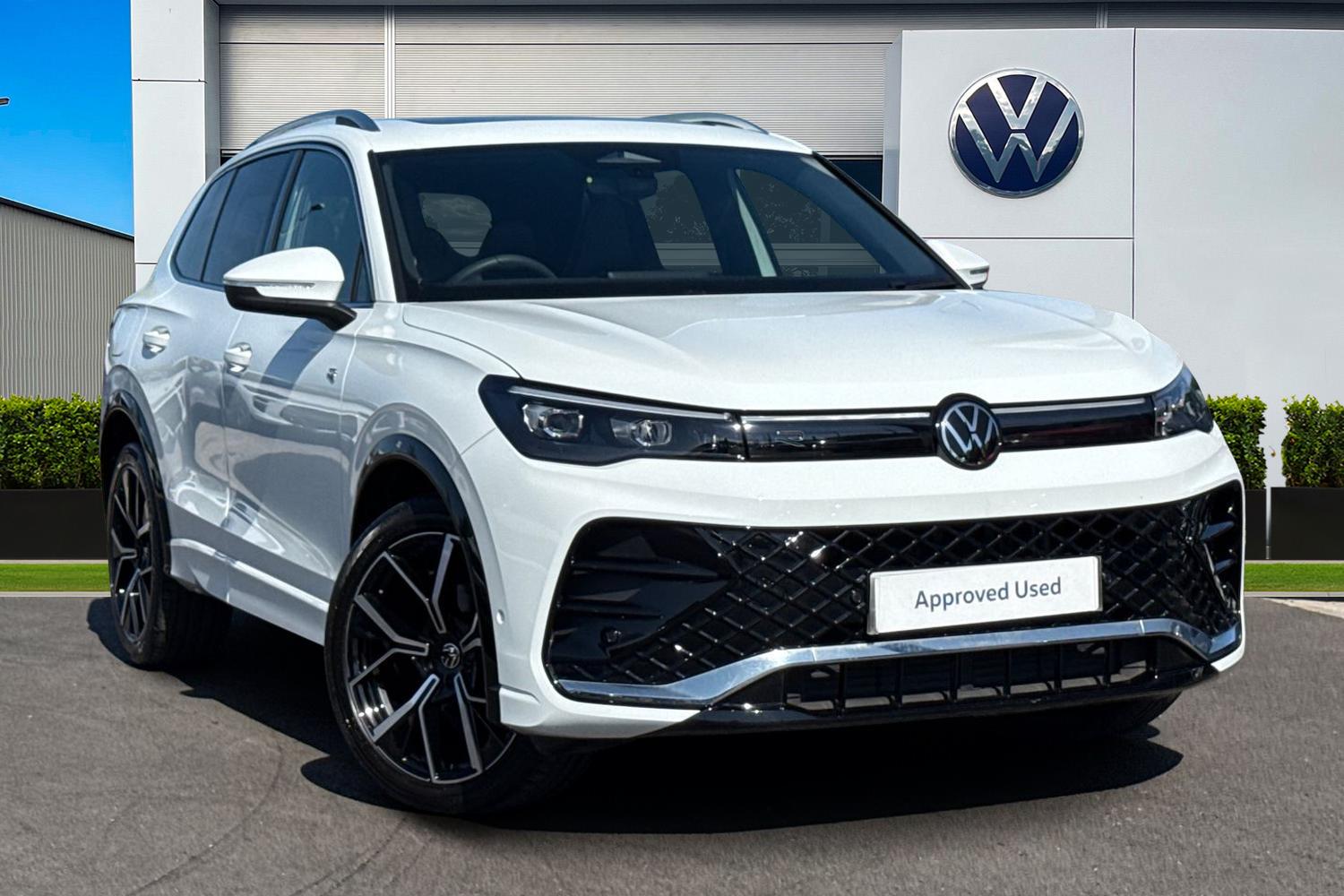 Main listing image - Volkswagen Tiguan