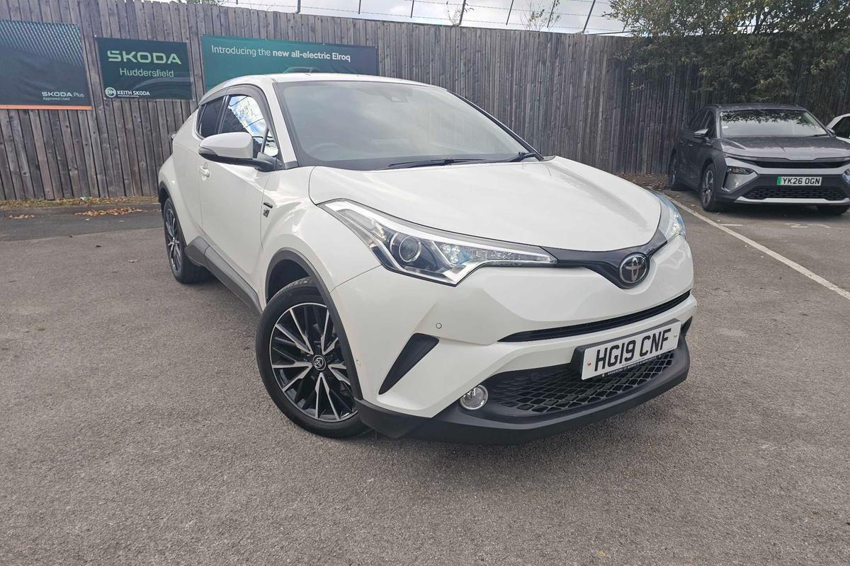 Main listing image - Toyota C-HR