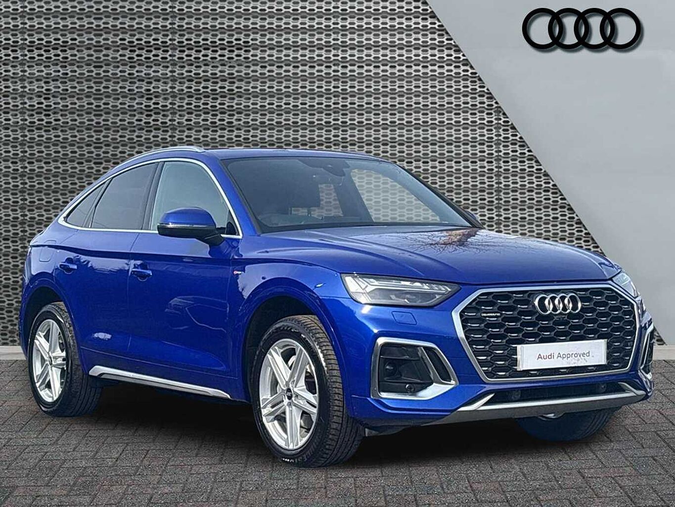 Main listing image - Audi Q5 Sportback
